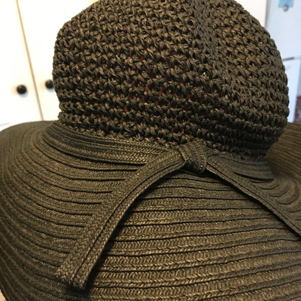 Black Wide Brim Floppy Sun Hat Grommets Black Ribbon - Picture 6 of 6